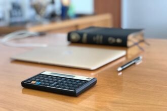 Movimento de investimentos cristãos cresce no Brasil com foco ético e social | Diário Carioca Empresas e fundos alinhados a princípios bíblicos ganham espaço, inspirados em modelo dos EUA