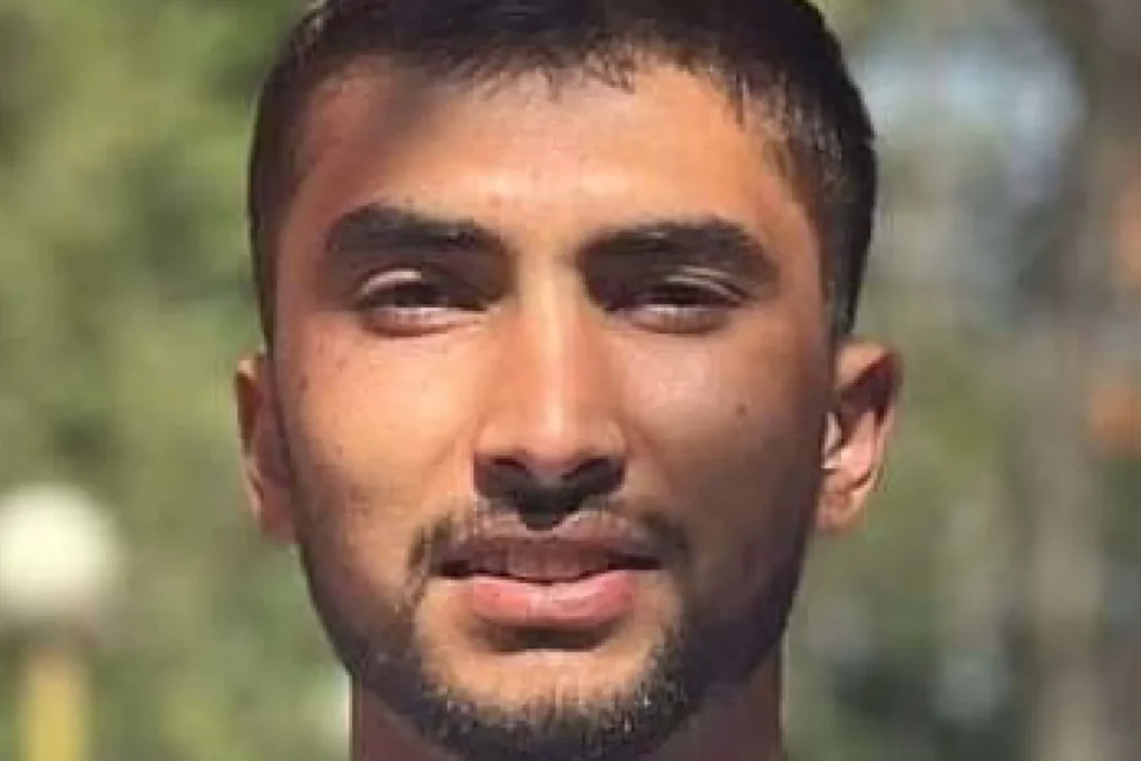 Acredita-se que Bipin Joshi, 24, esteja vivo.Crédito:Traga-os para casa agora