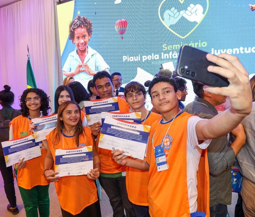 Defesa Civil na Escola forma jovens multiplicadores da cultura de prevenção | Diário Carioca Estudantes capacitados como multiplicadores da prevenção