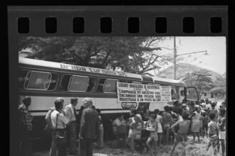 Um Sertão de muitos sentidos | Diário Carioca Entrada da Gardênia Azul. Fundo Correio da Manhã/Arquivo Nacional.