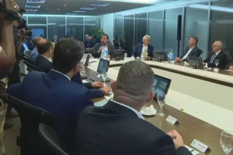 Após chacina que matou 121 no Rio, Cláudio Castro e governadores bolsonaristas lançam "Consórcio da Paz" | Diário Carioca Governadores se reúnem no Rio para discutir segurança pública após operação mais letal da história — Foto: Reprodução TV Globo