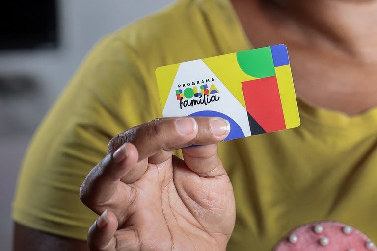 Mais de 1,4 milhão de famílias no Rio de Janeiro recebem o Bolsa Família a partir desta segunda | Diário Carioca Programa do Governo Federal chega aos 5.570 municípios brasileiros - Foto: Roberta Aline / MDS